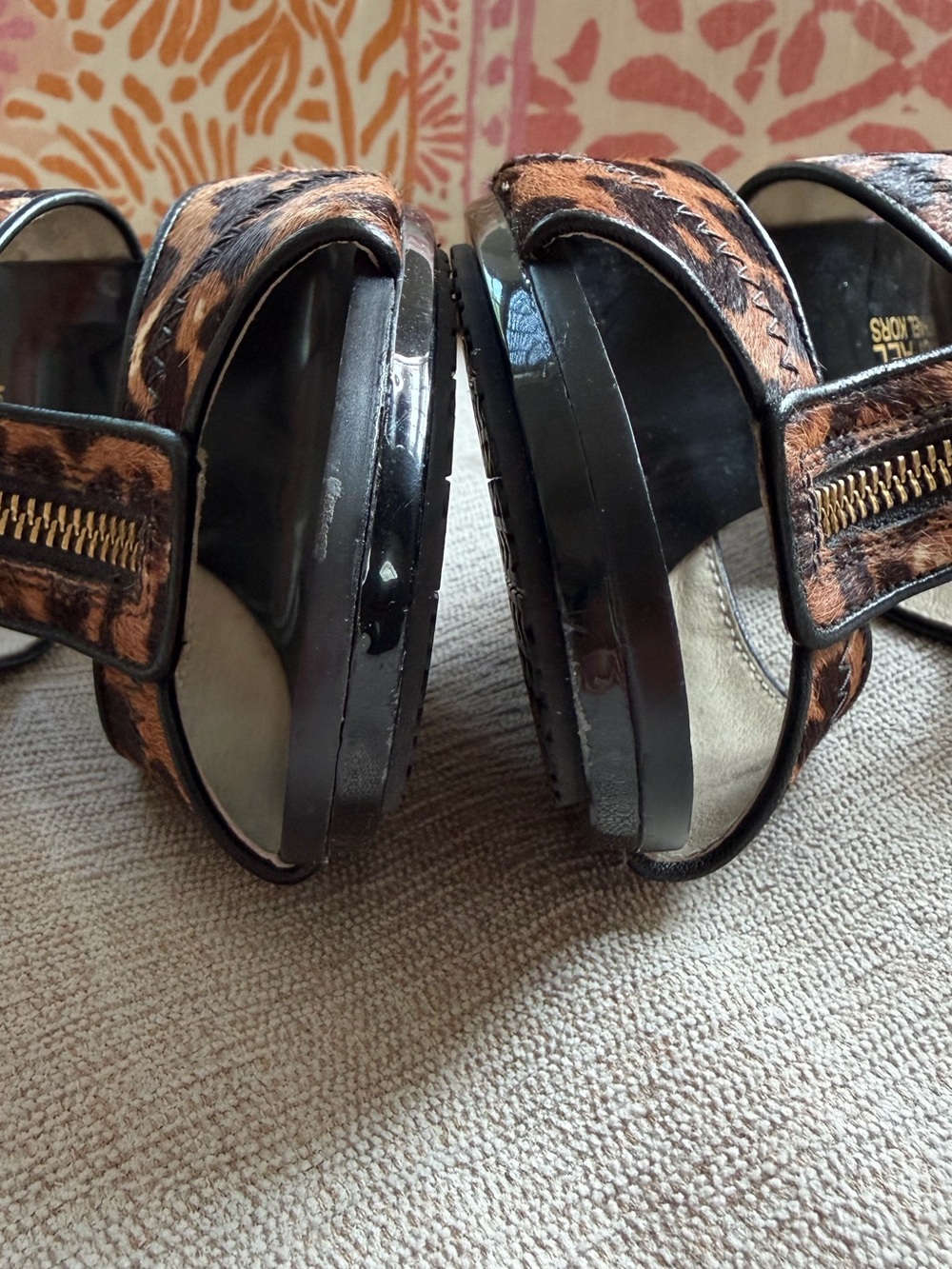 MICHAEL Michael Kors Berkley T-Strap Leopard Haircalf Heels. Women's Size: 6.5 - Picture 8 of 11